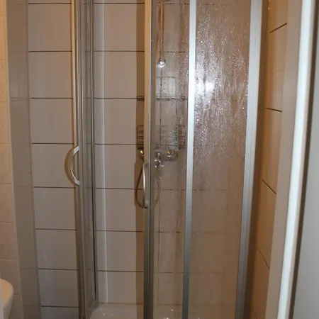 Sanddorn, Kur- Und Ferienhotel, Direkte Strandlage, Meerblick, Fahrstuhl, Parkplatz 3* Rostock
