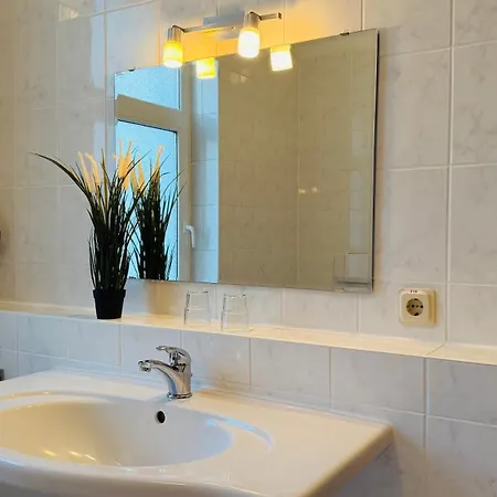 Sanddorn, Kur- Und Ferienhotel, Direkte Strandlage, Meerblick, Fahrstuhl, Parkplatz 3* Rostock