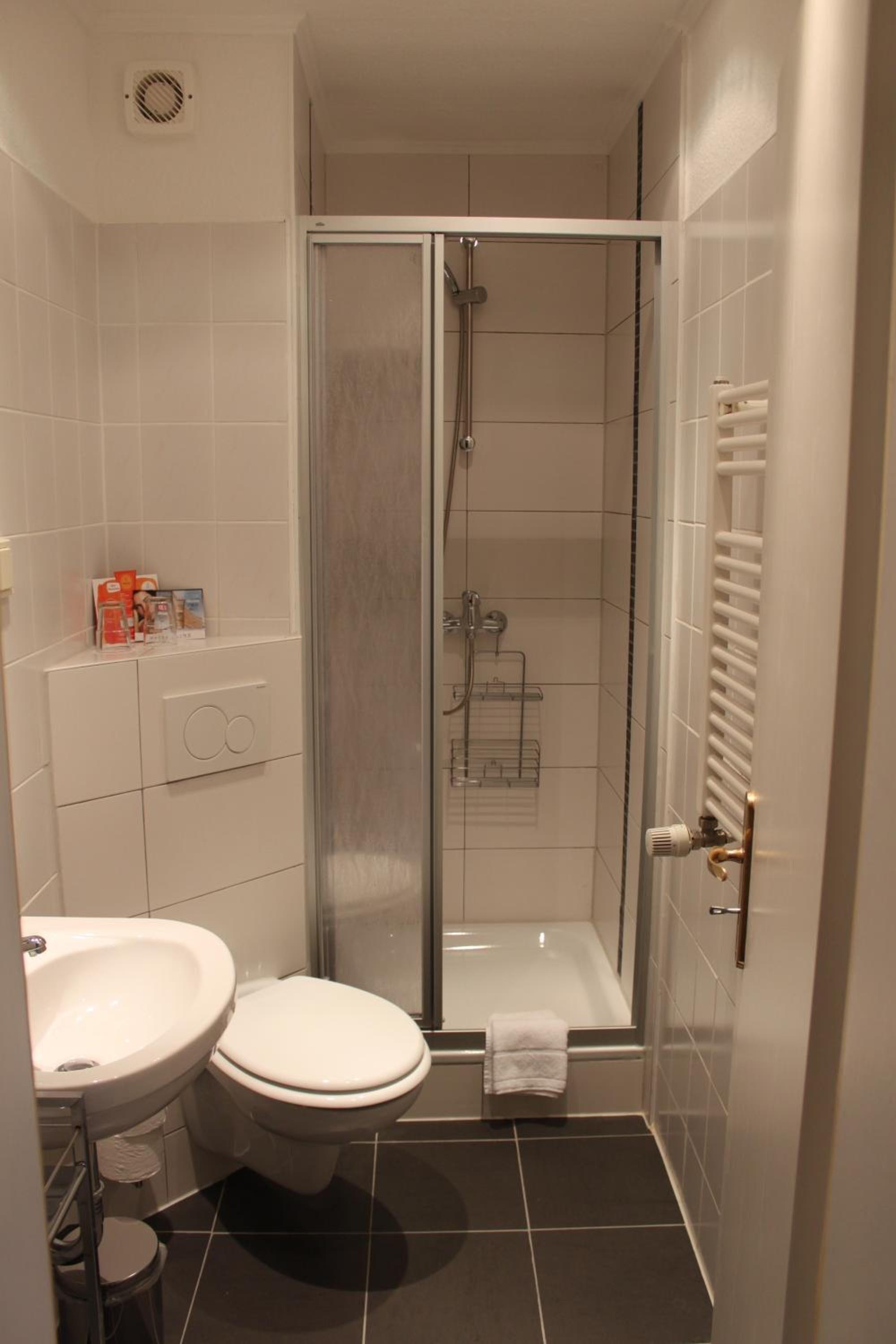 Sanddorn, Kur- Und Ferienhotel, Direkte Strandlage, Meerblick, Fahrstuhl, Parkplatz 3*